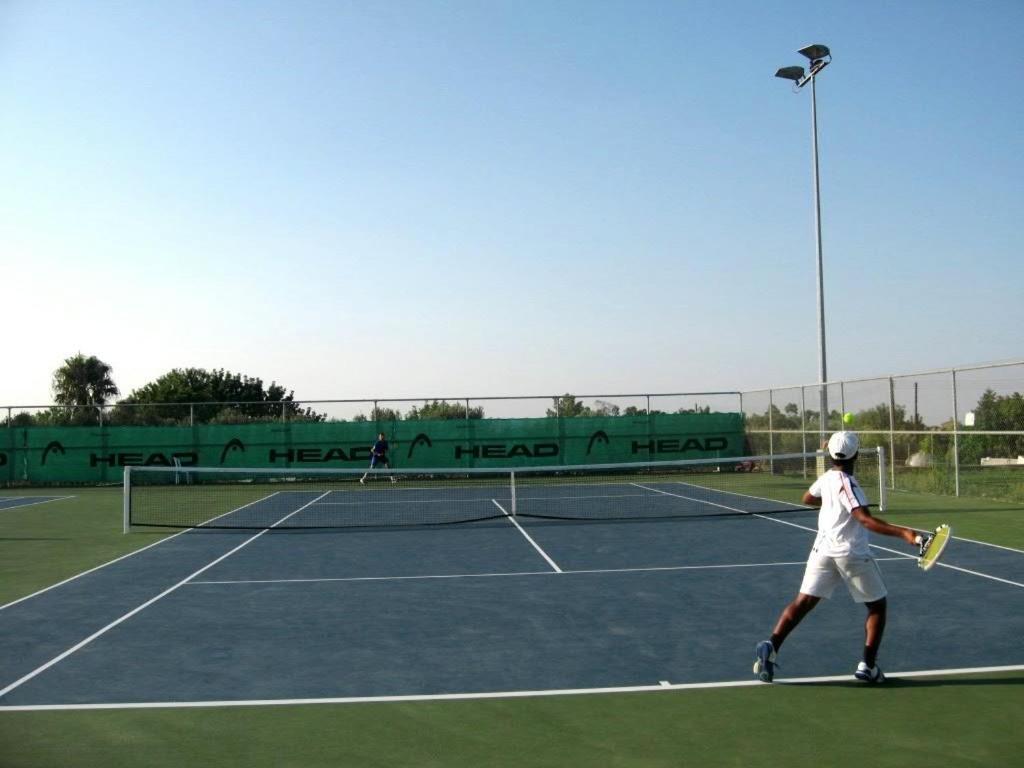 Protaras Tennis And Country Club Kültér fotó